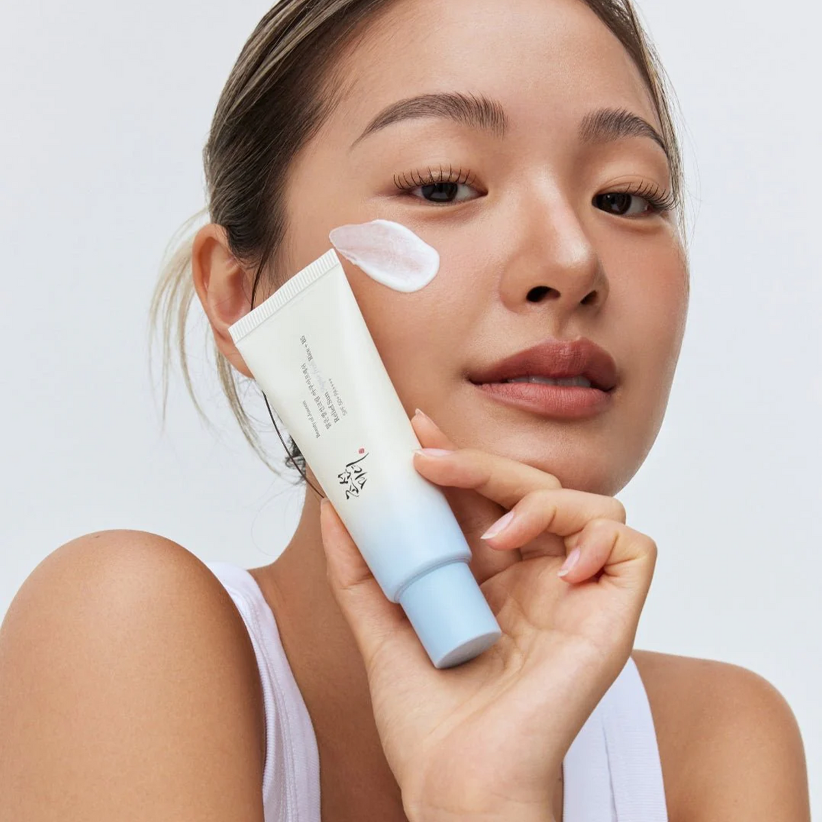 Beauty of Joseon Relief Sun Aqua-Fresh aplicación en rostro