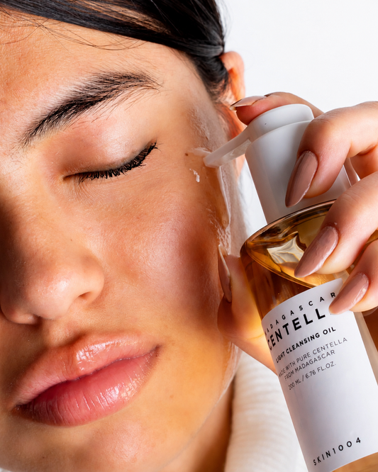 Skin1004 Madagascar Centella Light Cleansing Oil
